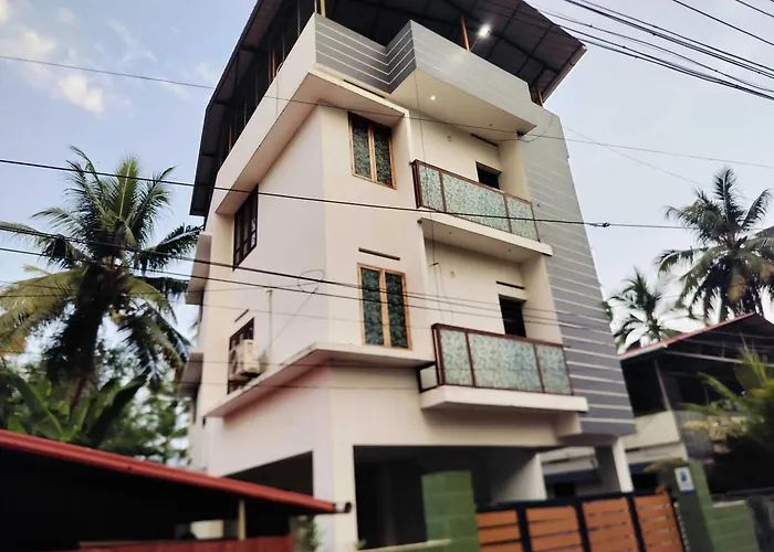 Hotel O Kazhakkoottam Near Technopark Phase 3