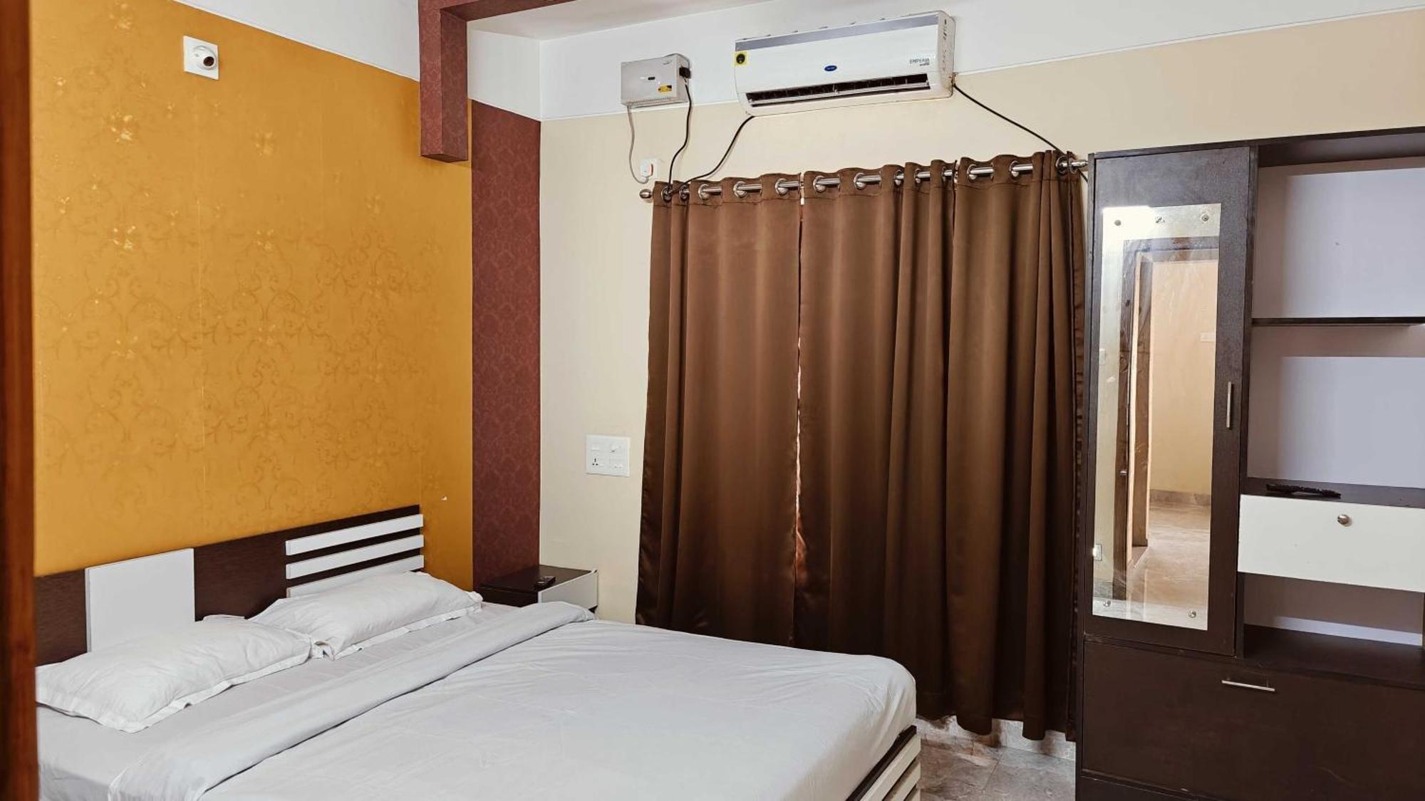 O Kazhakkoottam Near Technopark Phase 3 Hotel 3*